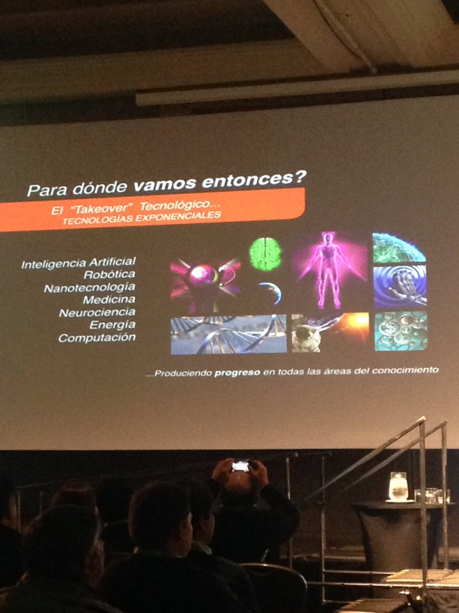 mutualcchc's tweet photo. Gabriel Gurovich, Asesor de @fundmustakis, nos muestra hacia dónde nos llevará la tecnología #MutualSummit2017 https://t.co/hNOjpj9yvF