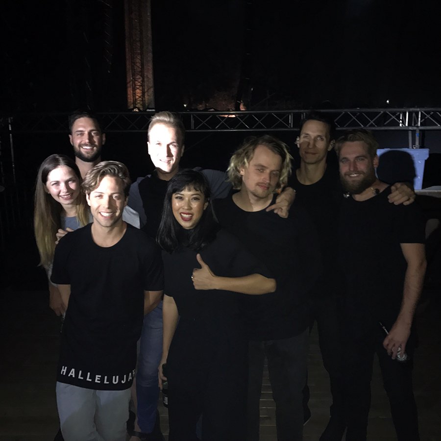 audiencekillers's tweet photo. We met some wonderful people last night #TheNakedAndFamous #AudienceKillers https://t.co/TH01HtHuzS
