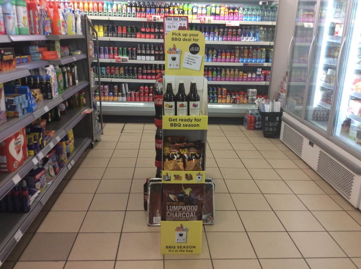 PowerforceMC18's tweet photo. 2 more #60secondshop BBQ FSUs sited and 1 @carling #wintheleague FSU sited today! https://t.co/wERQXIPkD3
