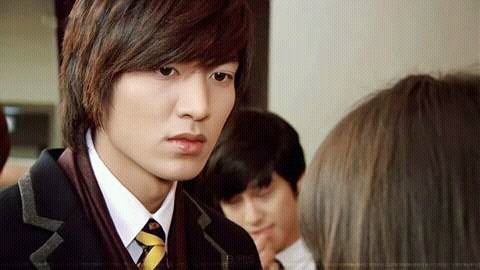 Tatiana_DeLeon1's tweet photo. A Love that always protects without importing anything... #JumPyo @ActorLeeMinHo https://t.co/XIOSmnWwsg