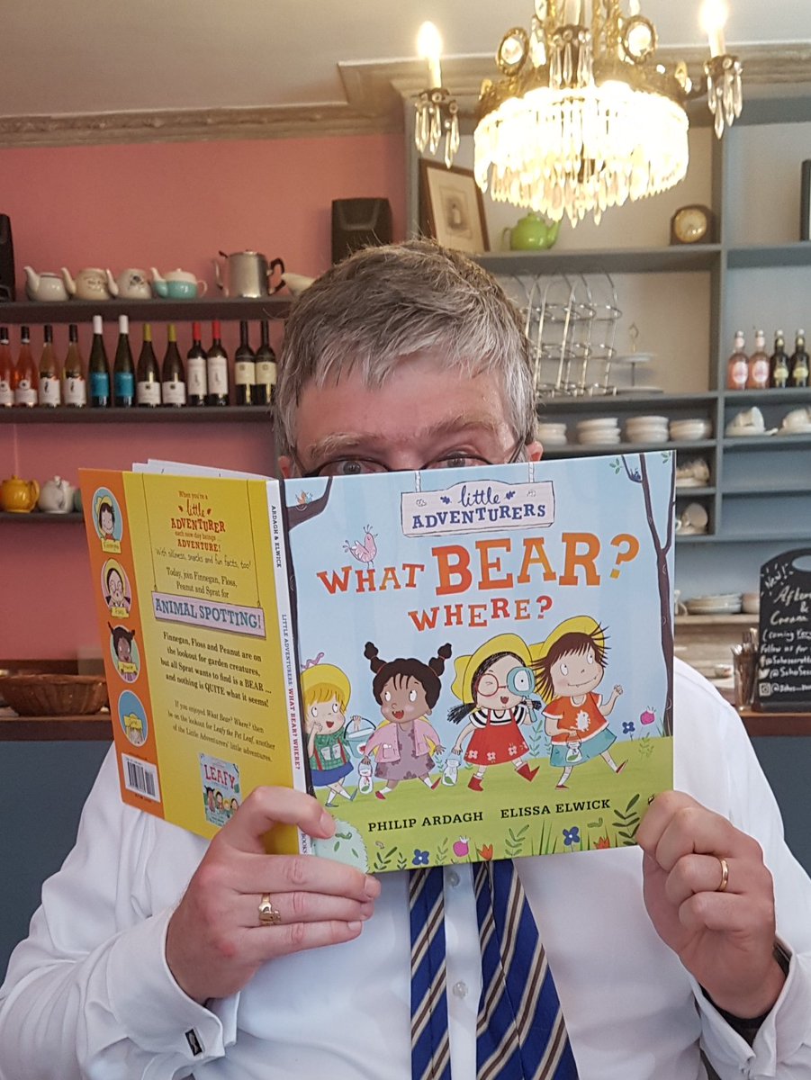 PhilipArdagh's tweet image. Making plans with @ElissaElwick for our #LittleAdventurers event at @edbookfest. "LOOK! LIGHT-FITTING!" Now, where are my glasses...?