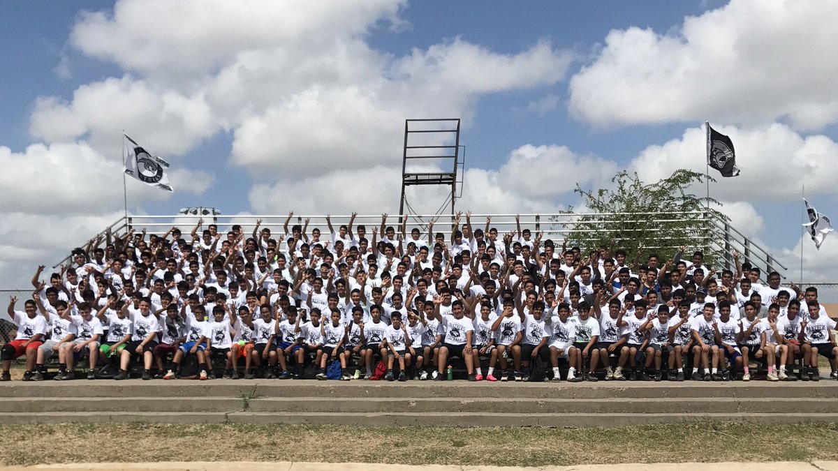 coachramz's tweet photo. Future looks bright at PANTHER NATION! Middle School/Freshmen Camp 2017. #TakeoverContinues #ProtectTheBrand https://t.co/3VbXoY8DXH