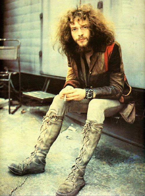 I wish Ian Anderson a very happy 70th birthday   