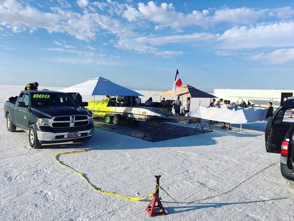 EstacaOnTheSalt's tweet photo. 3 ans de dur labeur et nous voilà  ! La  #TEAMestaca est sur le sel prêt à en découdre 💪  #speedweek https://t.co/Z5xIxUMHD0