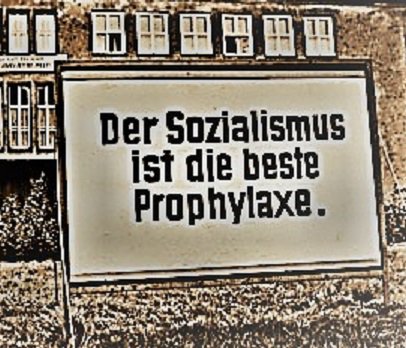 gamergateblogde's tweet photo. Spaß ab 20:00 Uhr! Die #Weltraumaffen bekommen "Besuch aus Equalityhausen"

#IstanbulKonvention #Feminismus #NeoDDR

https://t.co/AnZFER2Pan https://t.co/cQsE8SLBLX