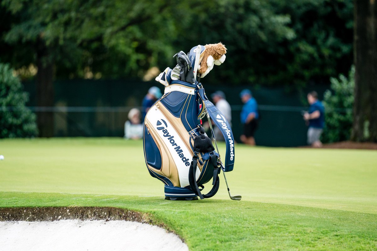 For your chance to win this Limited Edition TaylorMade US PGA bag RT/LIKE this tweet &amp; FOLLOW our account... GOODLUCK! ⛳️😱