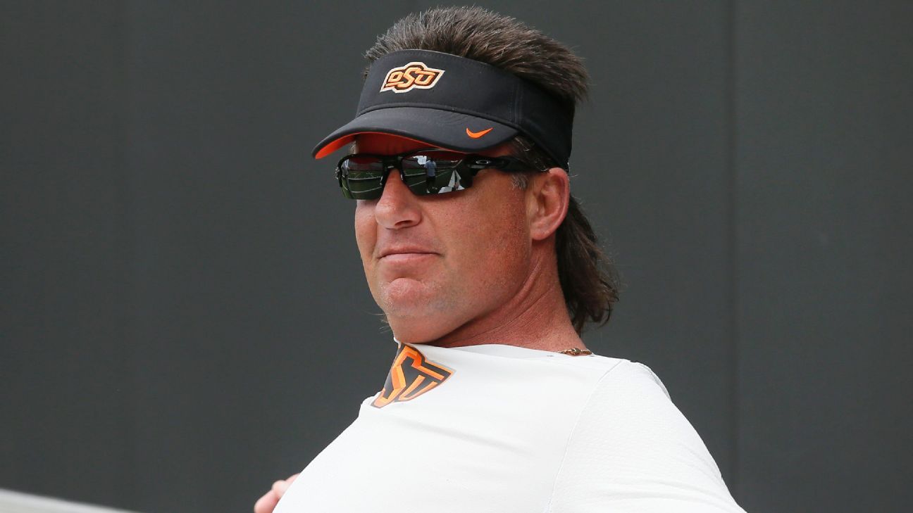 Happy birthday, Mike Gundy -- You\re a man, you\re 50! 