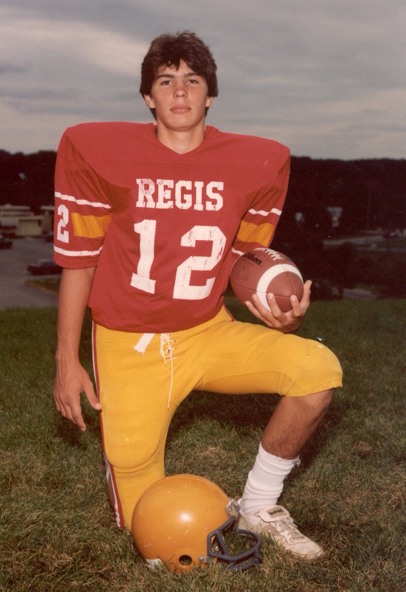 kurt13warner's tweet image. As HS fball is taking off, thinking of my days at #RegisHS -wishing all HS programs well this yr! #XavierSaints #DMWolves #letsplayfootball