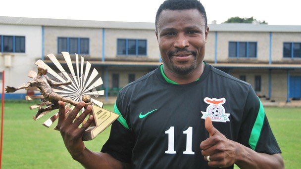 ZainaKasulu's tweet photo. A Very Happy Retirement to one of our very own #ChristopherKatongo.
The only captain to lead us to continental glory.ππΏπ²
#Zambia #ZambiaBola https://t.co/Ed4RRQzvjr