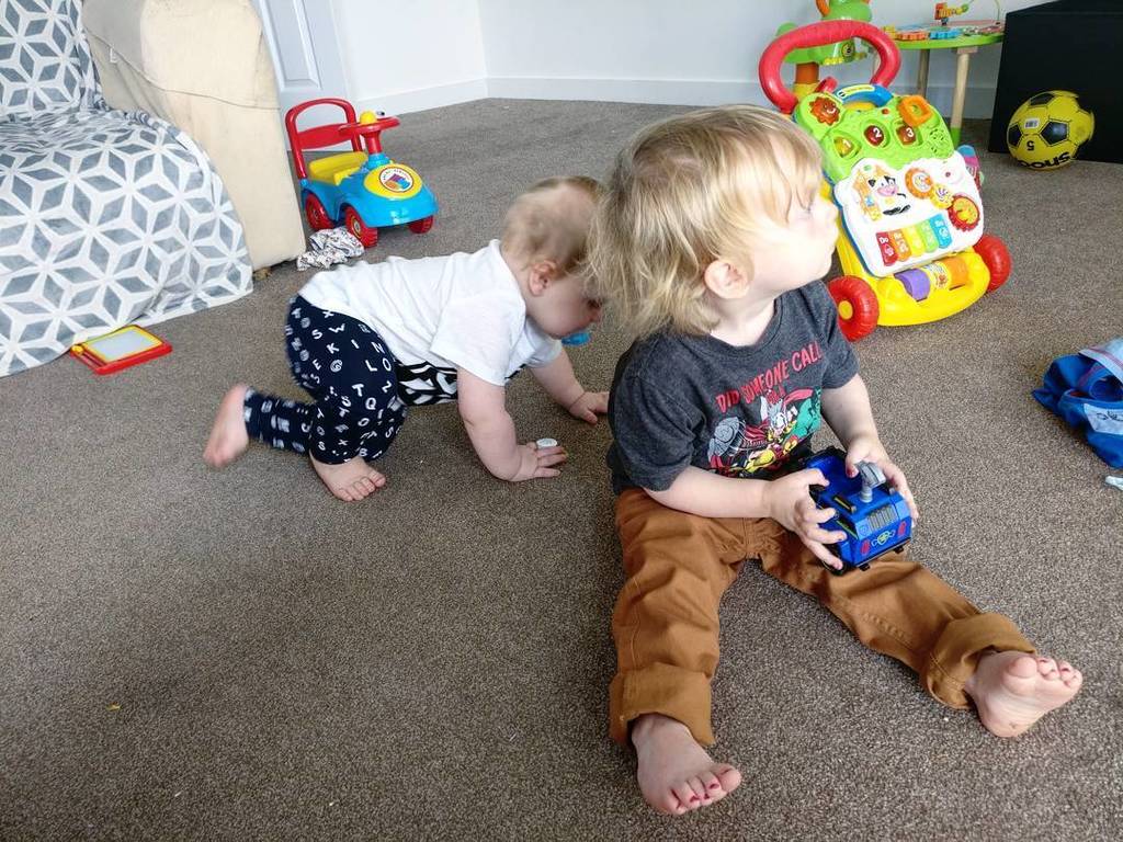 TrulyMummy's tweet image. I just wanted to get a nice picture of both boys! But apparently that's not allowed. 😂
#twosons #2sons #myboys #my… ift.tt/2wMhXab