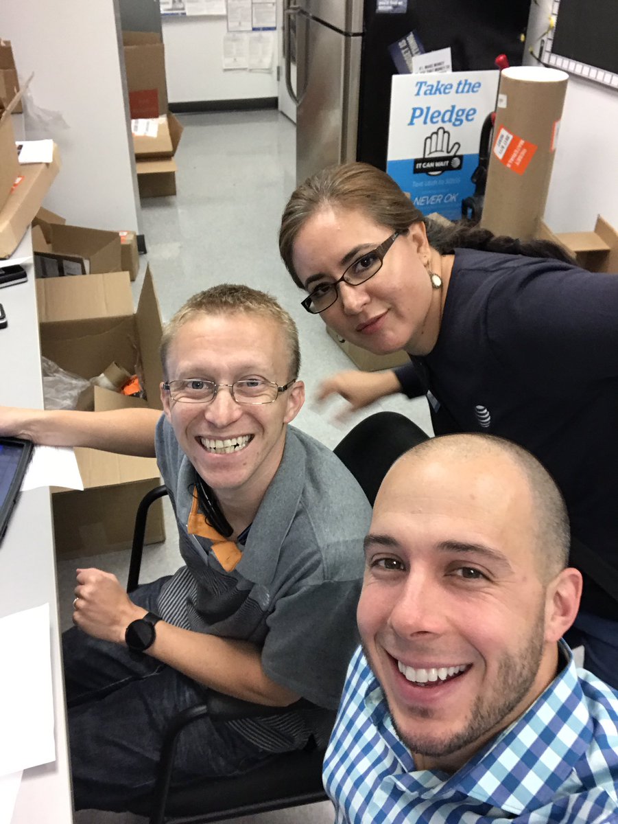 ChrisArch05's tweet photo. #CRUshparty #RMRwins we in here making some calls https://t.co/IXioEmkhab