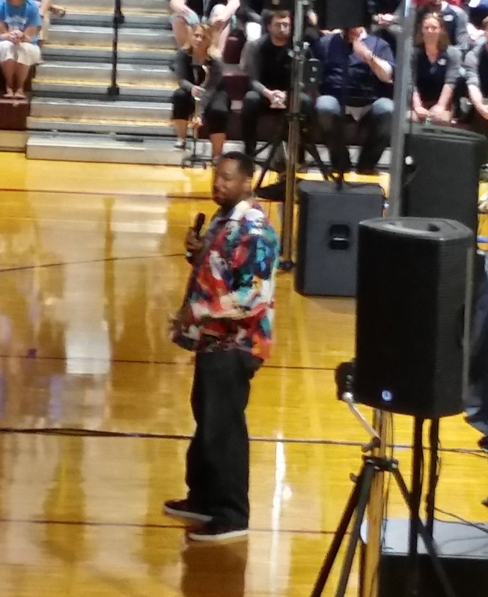 Coloradogreen3M's tweet photo. #HSD2 #Convocation2017 #speaker was #terrific! @Byronvgarrett #YouRock! https://t.co/RBqaa9ts9P