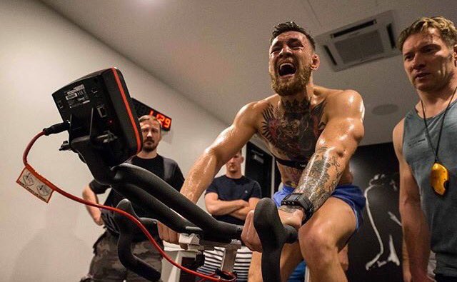 MoMadison_'s tweet photo. When you get the shit kicked out of you for a living but can't knock out a set of Russian steps #mcgreggor #momadison https://t.co/4JmbBWS6hL
