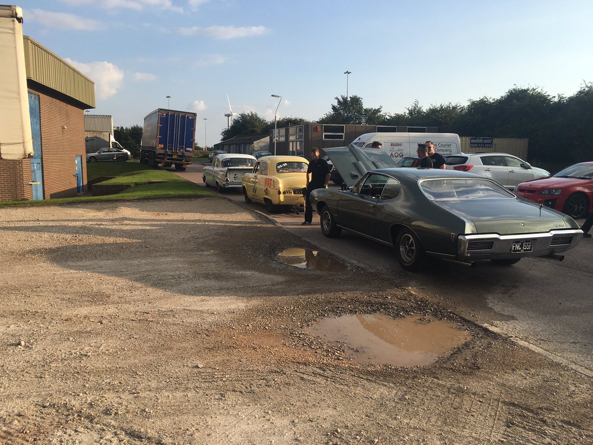 HungerHanger's tweet image. #hotrodnight