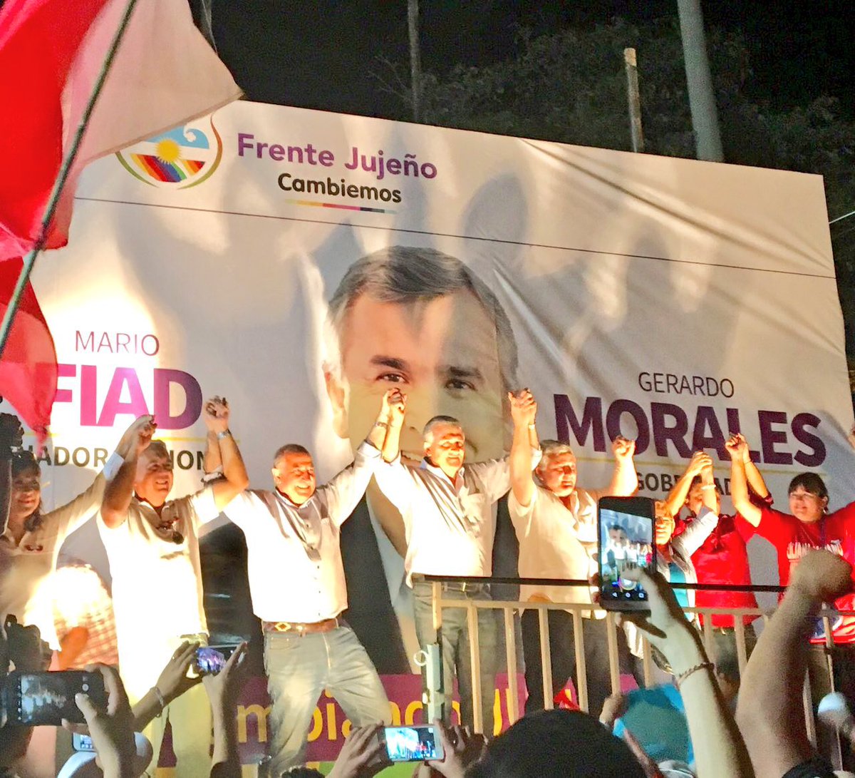 MarioFiad's tweet photo. Gracias, gracias a todos por el apoyo. Juntos vamos a seguir en el camino de la gran transformación de #Jujuy. 
#VamosQueGanamos!! https://t.co/YxSC0g1exi