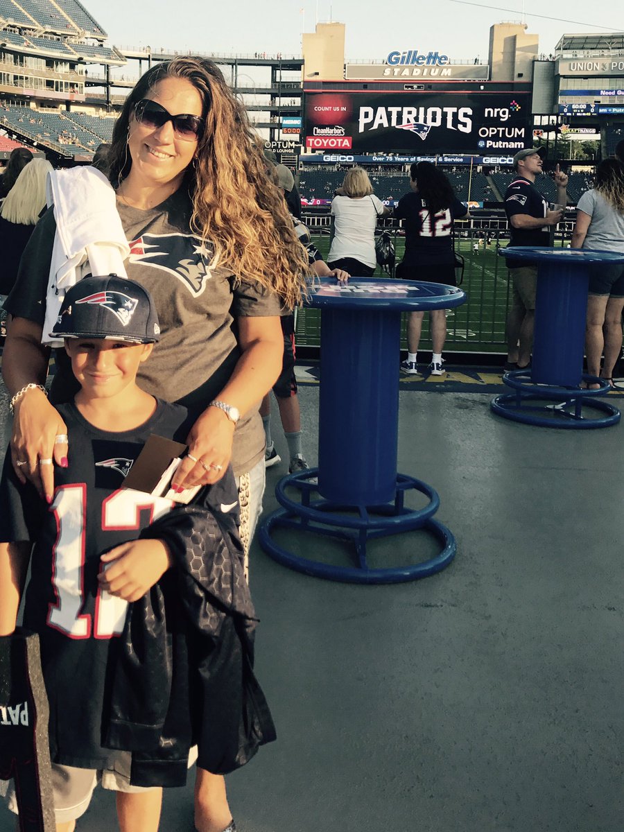 Ashli Scott tweet media