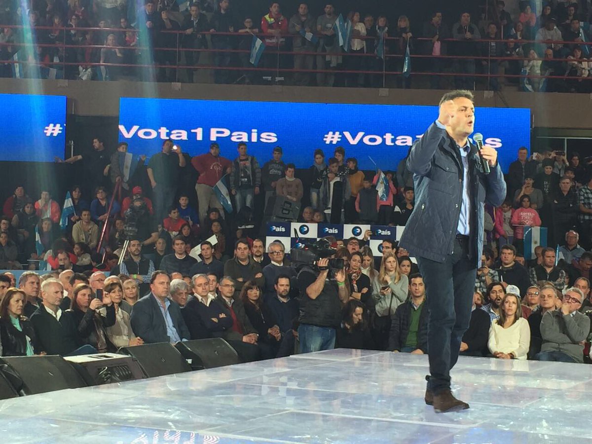 carballofg's tweet photo. #Votá1País Este domingo tenes una alternativa @SergioMassa @Stolbizer @1PaisMagdalena https://t.co/C7t5J1TkyL