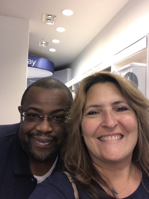 chattypattysplc's tweet photo. Had a great experience #MySleepNumberStore store Rep Craig was great! Enter 4 chance 2 win #ad https://t.co/cp3DnSQytQ https://t.co/GVCYlH72tF