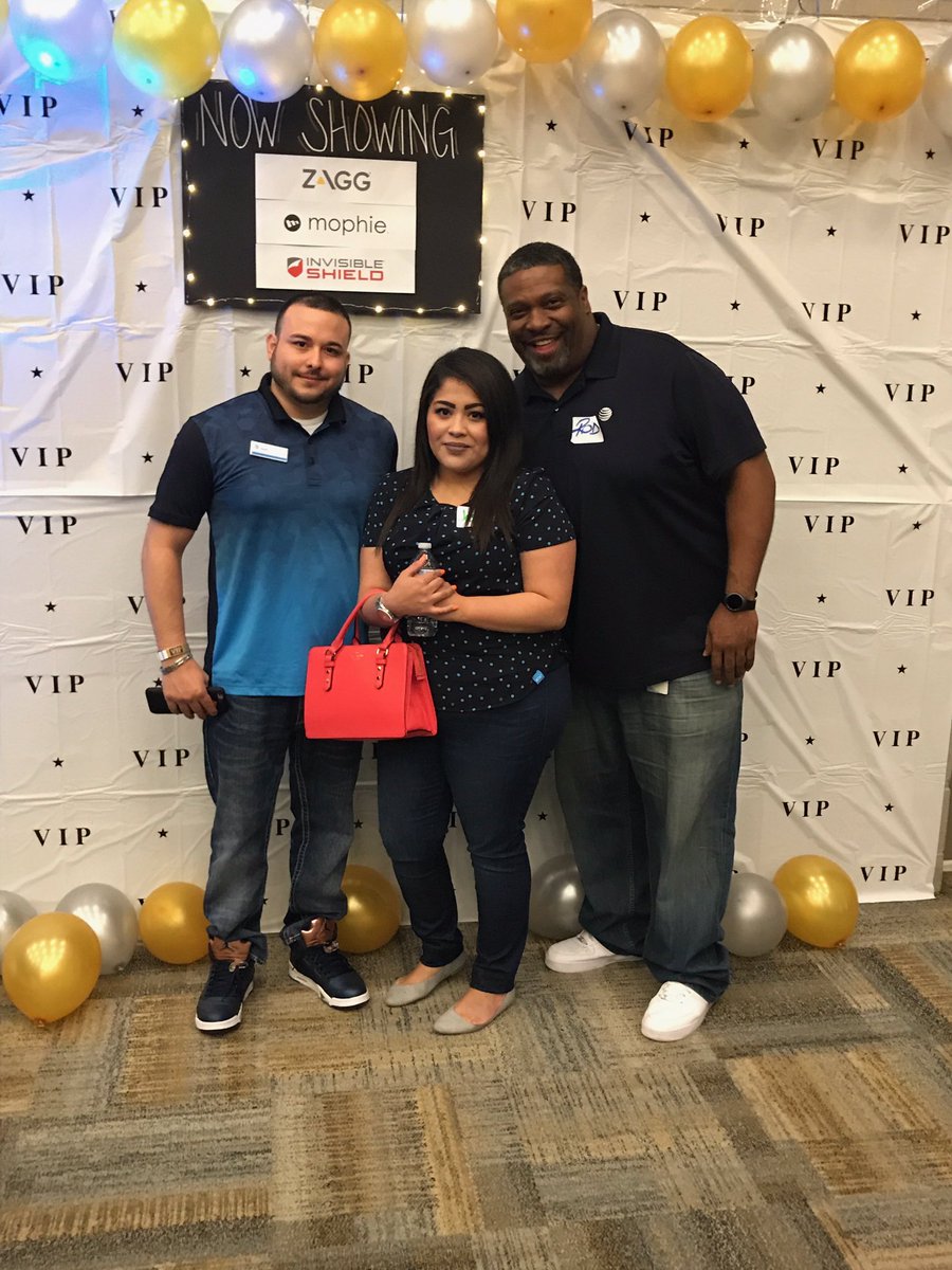 CoachJazzyJ's tweet photo. What a great way to start end the day with my family from mesquite! #attaccesryaccelrator #attaccesryaccel #ignitoratt https://t.co/I2qc9bmKvj