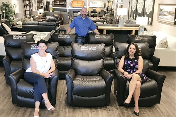 eastknow's tweet photo. Bedroom Furniture Galleries donates La-z-boys to regional hospital #Cranbrook #EKFH https://t.co/MBJC4wyAu3 https://t.co/pqy7lwc5vH