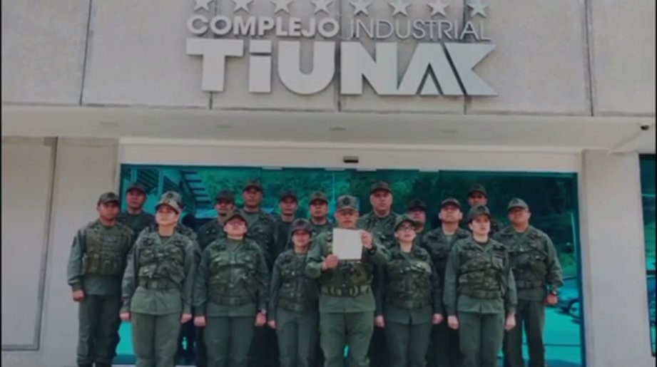 ConElMazoDando's tweet photo. Complejo Industrial Tiuna rechaza categóricamente actos terroristas (+comunicado) - https://t.co/2VoObWaAZe https://t.co/eJHCJGSmmm