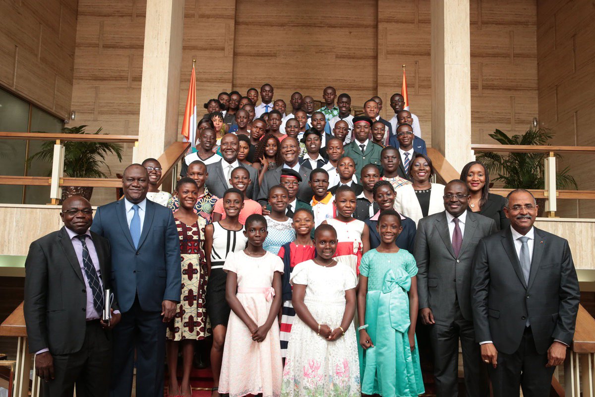 Presidenceci tweet media