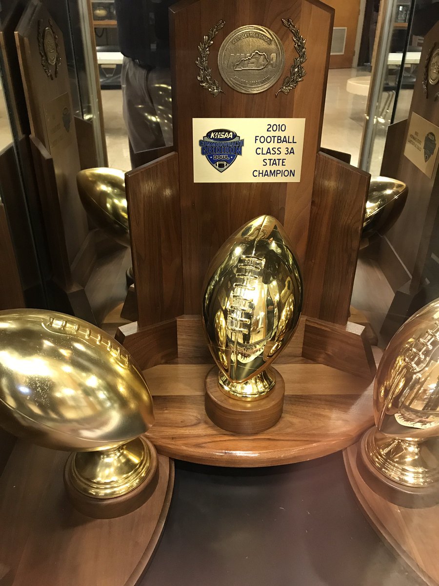 CHSJacketFB's tweet photo. Not only do we have these ...we also have some of our own #GoYellowJackets #NFL50 https://t.co/wbanvbXeCd
