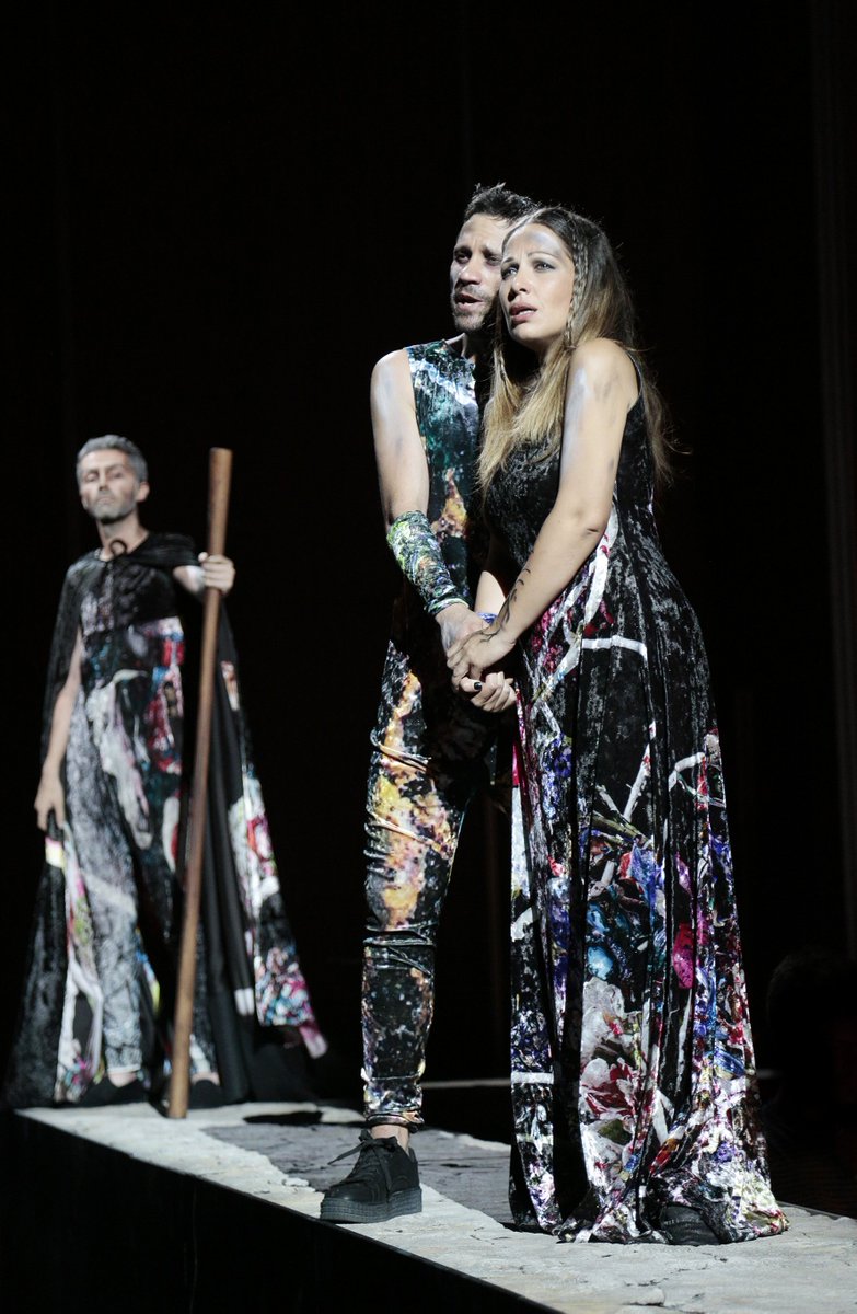 Rof_Pesaro's tweet photo. 20. Pamyra convenes Cléomène and announces her intention to marry Néoclès “...à Néoclès je viens donner ma foi.” #ROFSiege #ROF2017 https://t.co/ll5xJLoIsv