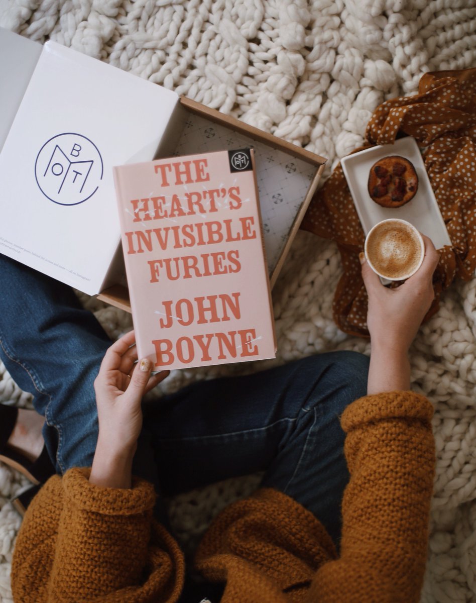 The_Courtney's tweet photo. Just in time for my trip to Alaska - my @bookofthemonth subscription box! #bookofthemonth https://t.co/g7c64dRezc