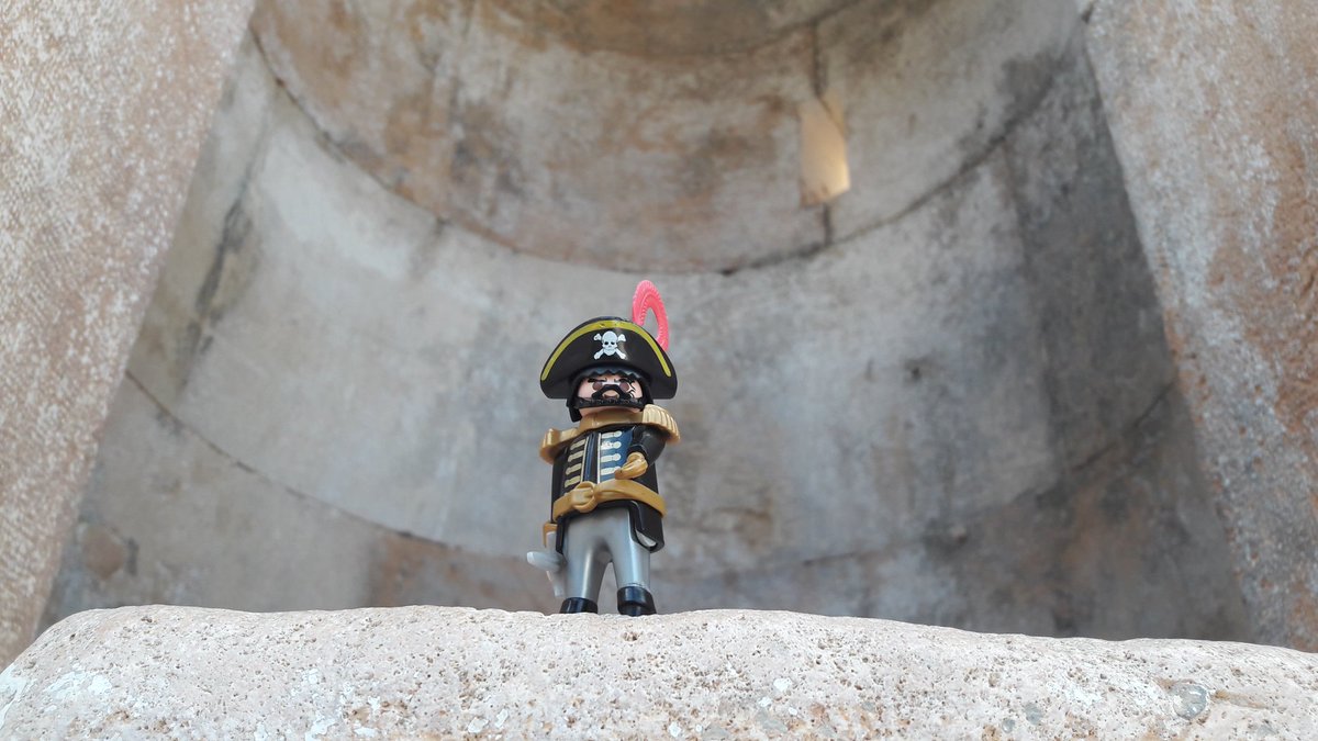 Nhe_Bur's tweet photo. El pirata viajero se ha paseado hoy por Sa Mola, Fortaleza de Isabel II,Menorca
@playmobil #playmobil #PCCplaymobil #clicks #Menorca #samola https://t.co/tWDJHRD07p