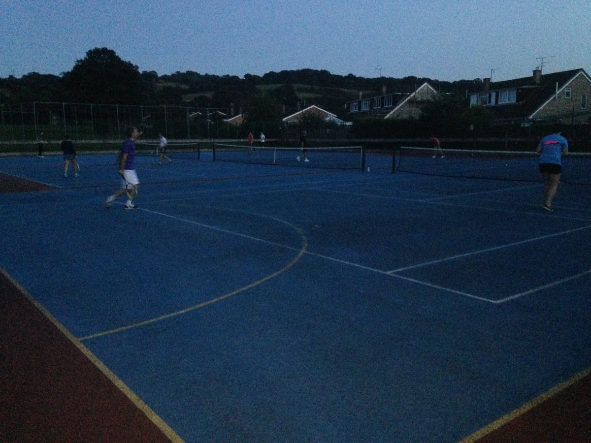 CKTennisPlace's tweet photo. Playing in the dark (but loving it!). Yours, mine. Was it in? https://t.co/BNwtl2PCRY