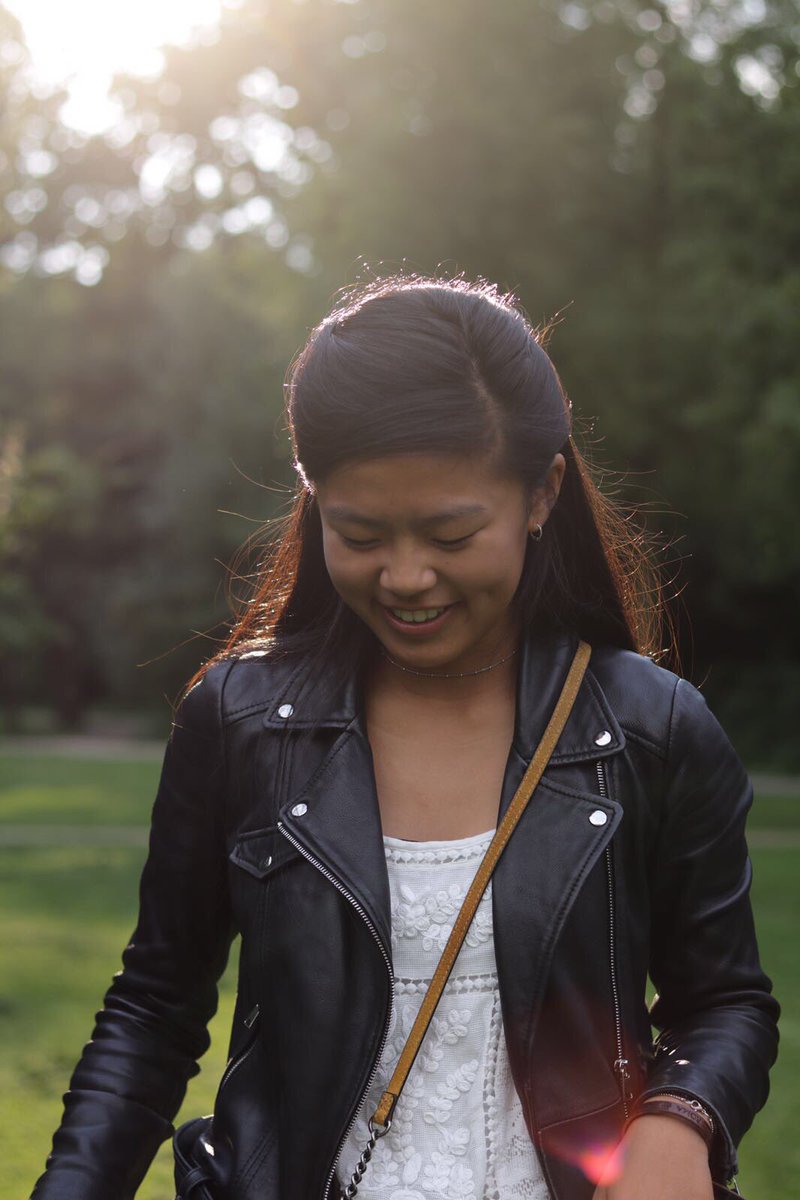 smilebethers's tweet image. Finally got to meet one of my internet besties @ElineMarlin. 💛