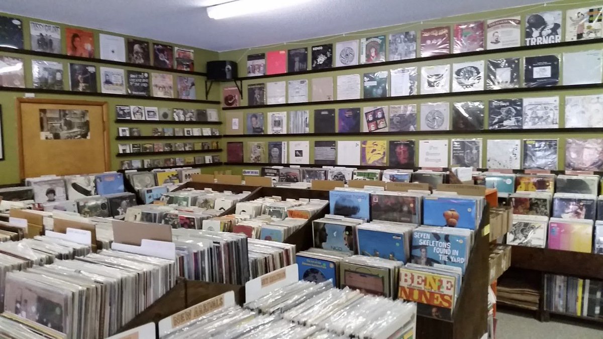 Looking for The Best Record Stores In #Portland? Look no further. We created a list with our friends <a href="/4CrateDiggers/">Crate Diggers</a> disc.gs/BstRcrdStrsPDX