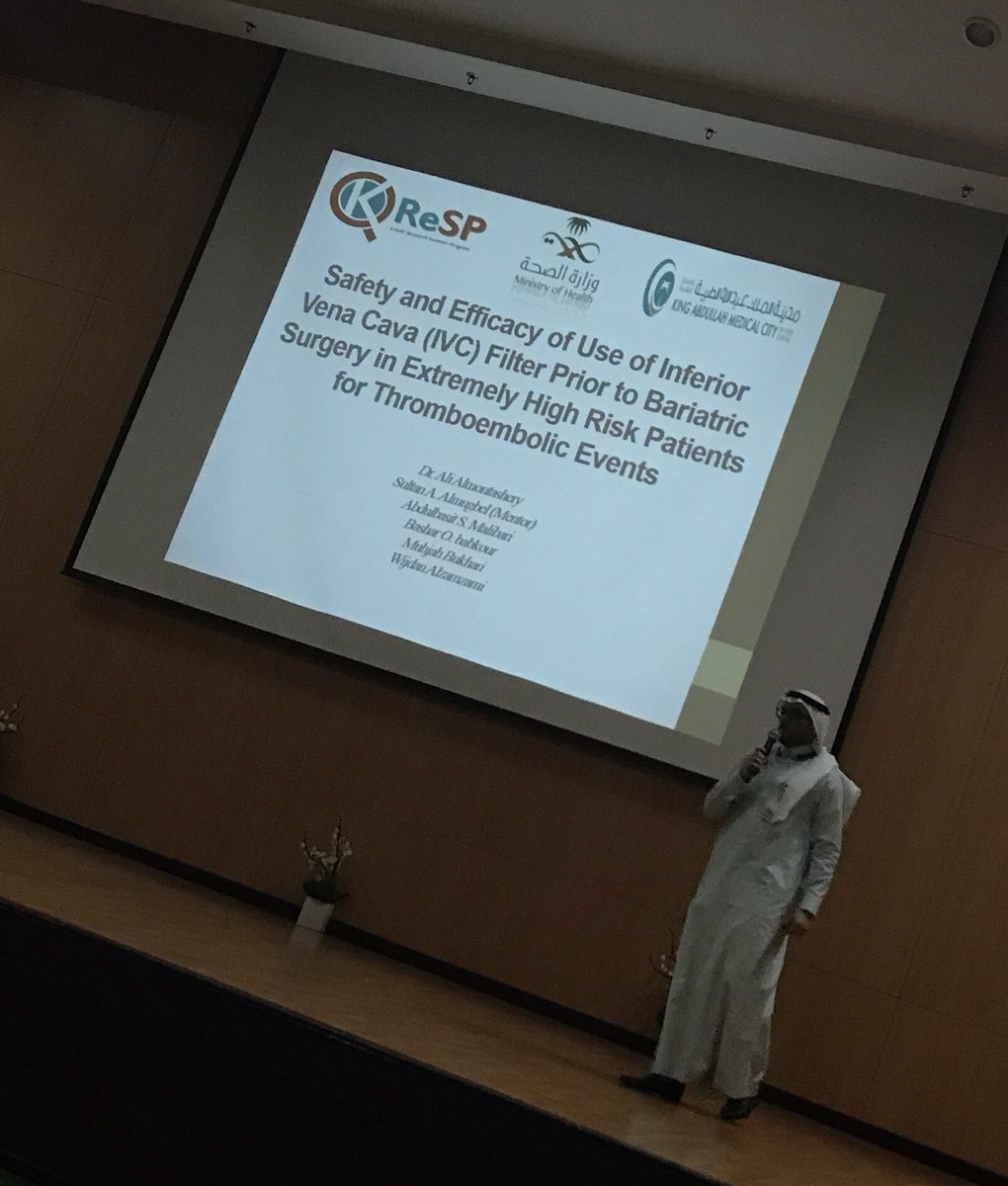 Sultan_Almugbel's tweet photo. مشاركة بحثنا في #KReSP17 #kamc_makkah
#يوميات_الاشعة #فضفضة_طبيب
@KAMC_MAKKAH @MOH_Staff @DiaryOfRad https://t.co/laoon95Yy6