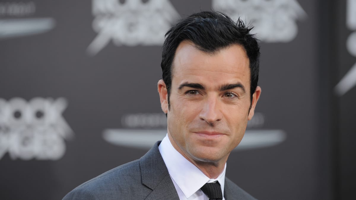 Happy birthday to 1/2 of one our favorite couples, Justin Theroux! 