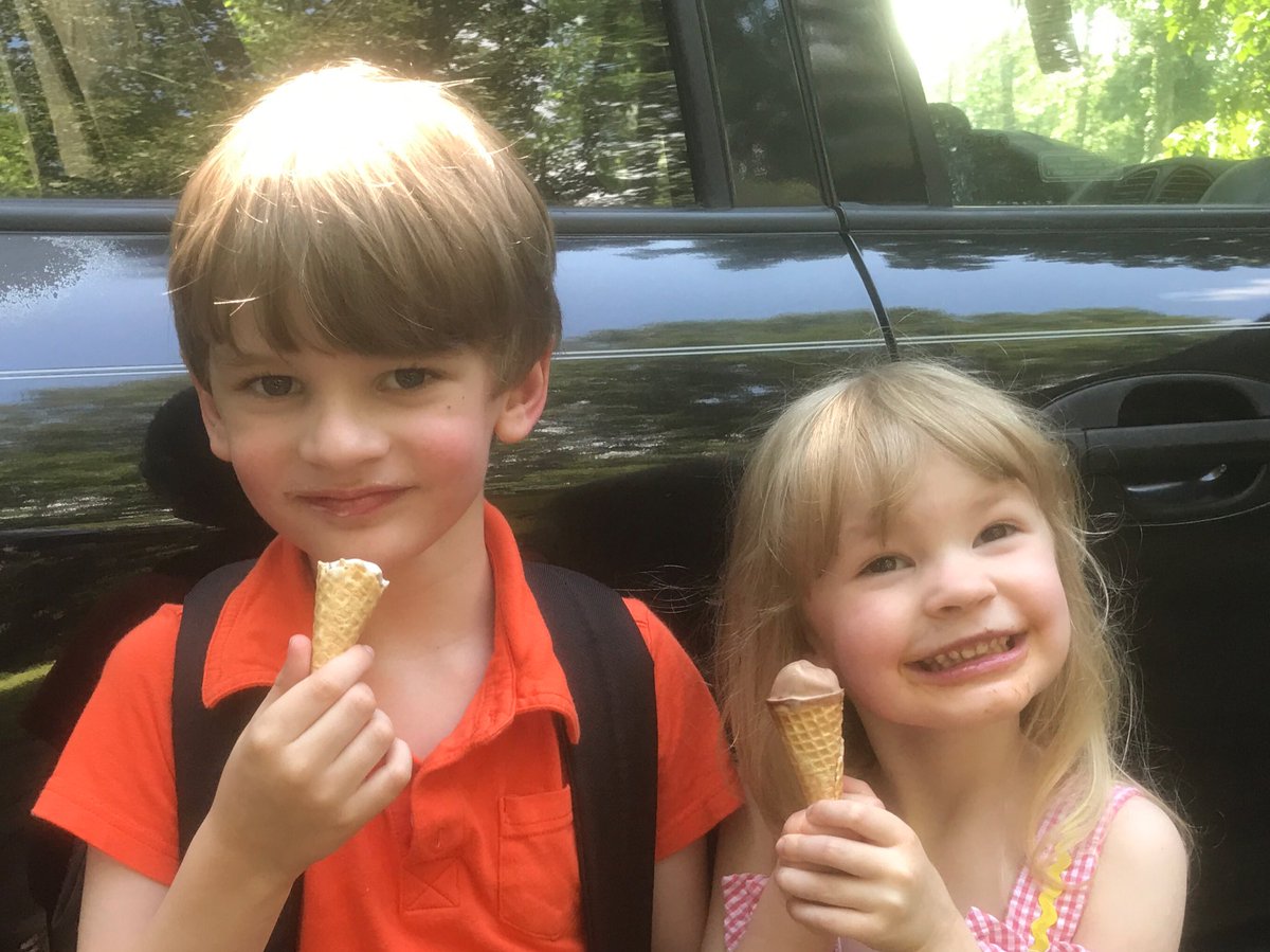 TheSteamDad's tweet photo. #1stDayofKindergarten  He survived! Tiny ice creams for EVRABAHDY!! https://t.co/cF2oAgguyt