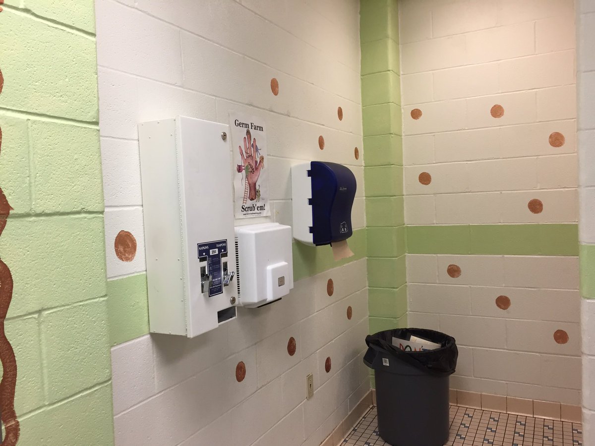 TaraGrieb's tweet photo. Transforming my school one space at a time @ToddWhitaker @PrincipalKafele @ASCD https://t.co/P4wNQWYJ82