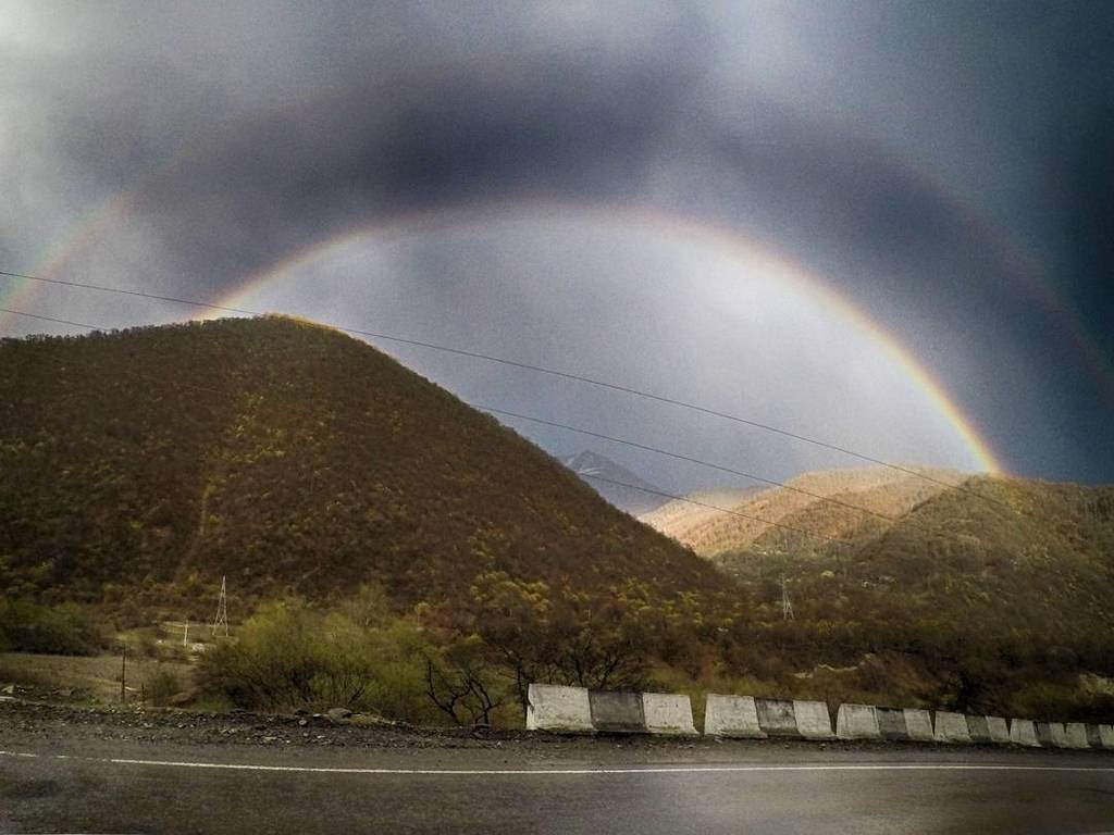 The best part about travelling is stumbing across natural sights like this 😍