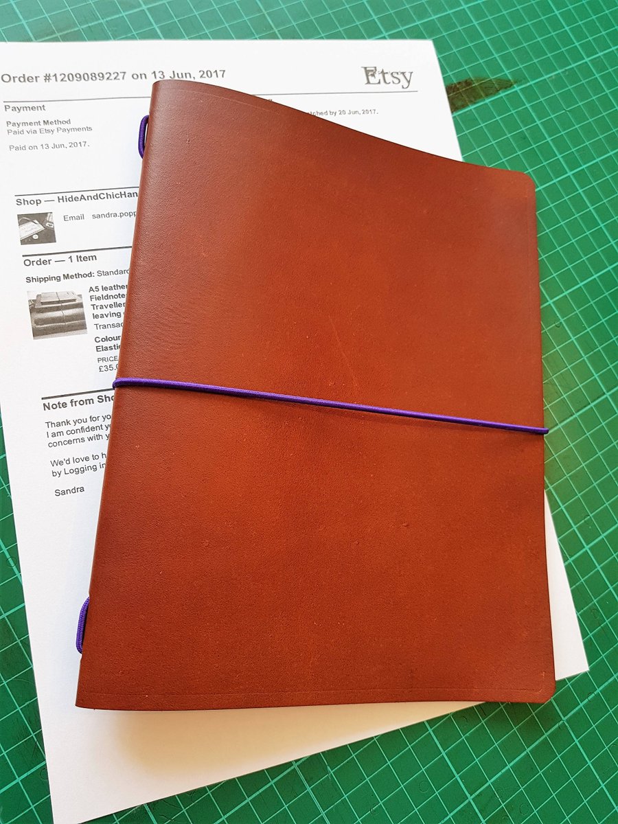 SandraPoppys1's tweet photo. Refillable traveler's Notebook Cover, A6 Notebook Jacket, Journal … https://t.co/zsrwJXgTMA #Etsy #RefillableJournal https://t.co/x1YdMdu9VS