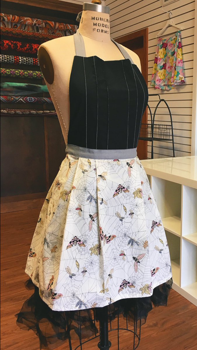 LockstitchAtx's tweet photo. Here is what's going on at Lockstitch &amp; Lustre! Come and create with us! ✂️✂️����📐 https://t.co/rhzzNnUcEd