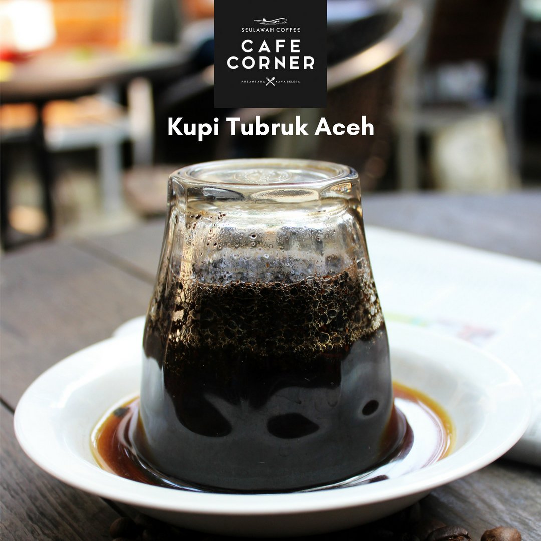 CafeCornerCitos's tweet photo. Kopi tubruk yang disajikan dengan gelas terbalik, memiliki cita rasa yang sangat nikmat dan memiliki keistimewaan tersendiri. #CafeCitos 😀 https://t.co/jP1UnkXpve