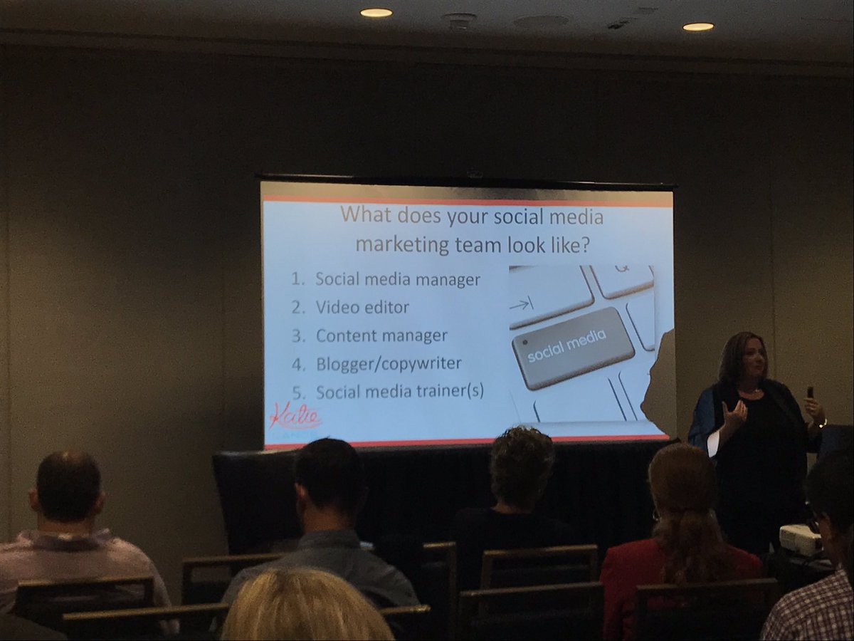craigwitt's tweet photo. @katielance sharing tips for social media #icsf2017 https://t.co/l2Y1aLzWuz