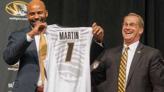 jaredyer's tweet photo. @Dave_Matter Jim Sterk be like https://t.co/zn0KOaoUzf
