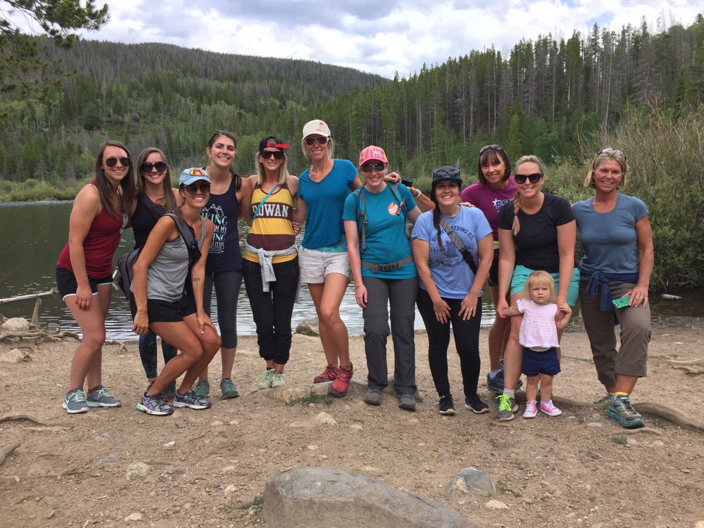 FREprincipal's tweet photo. Team building expedition w @FriscoPanthers at 🌈 Lake today. #LLAP What a team! https://t.co/F9x9NqZaLj