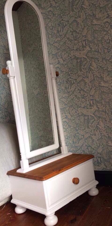 emulsions100's tweet photo. #farrowandball #greatwhite #recycle #emulsions100 #osmooil #ducalpine #qualityupcyclefurniture #handpaintedfurniture #yorkshire #Masham https://t.co/5jmQimAmvu