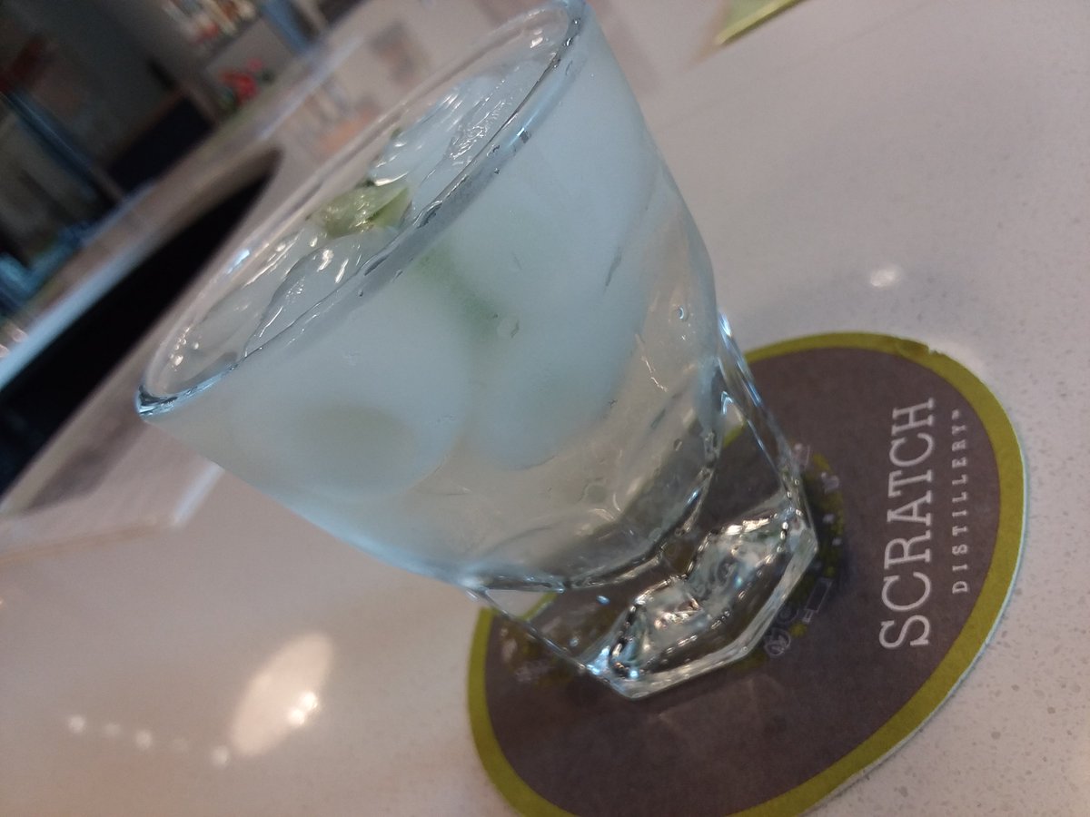 moueska's tweet photo. When you are starting from #Scratch...
#moscowmule #scratchdistillery @FeverTreeMixers #gingerbeer https://t.co/WeDvMPFzod
