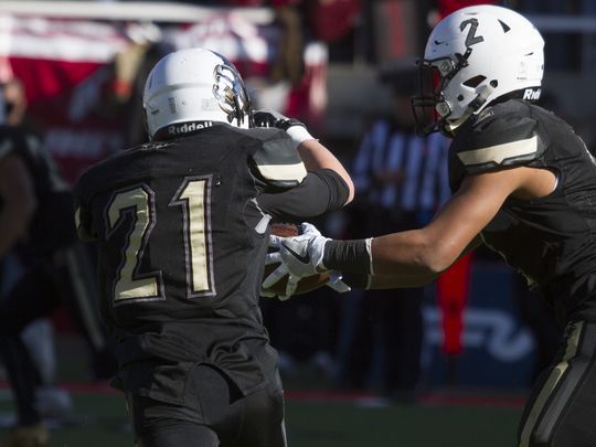 JustinGiles_'s tweet photo. Desert Hills reloads, ready to defend its state title https://t.co/nMM33ABNYg #Region9Preps https://t.co/g6hYgSCqtF