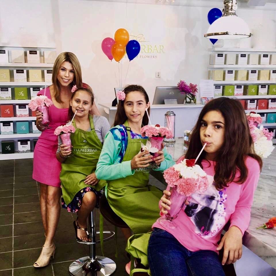 Field_OfFlowers's tweet photo. The Flower Bar is the new hot spot for kids and teens birthday parties! Reserve your spot today! Call 954-680-2406 ect.144
 #hotspot https://t.co/tYeB9NZVwy