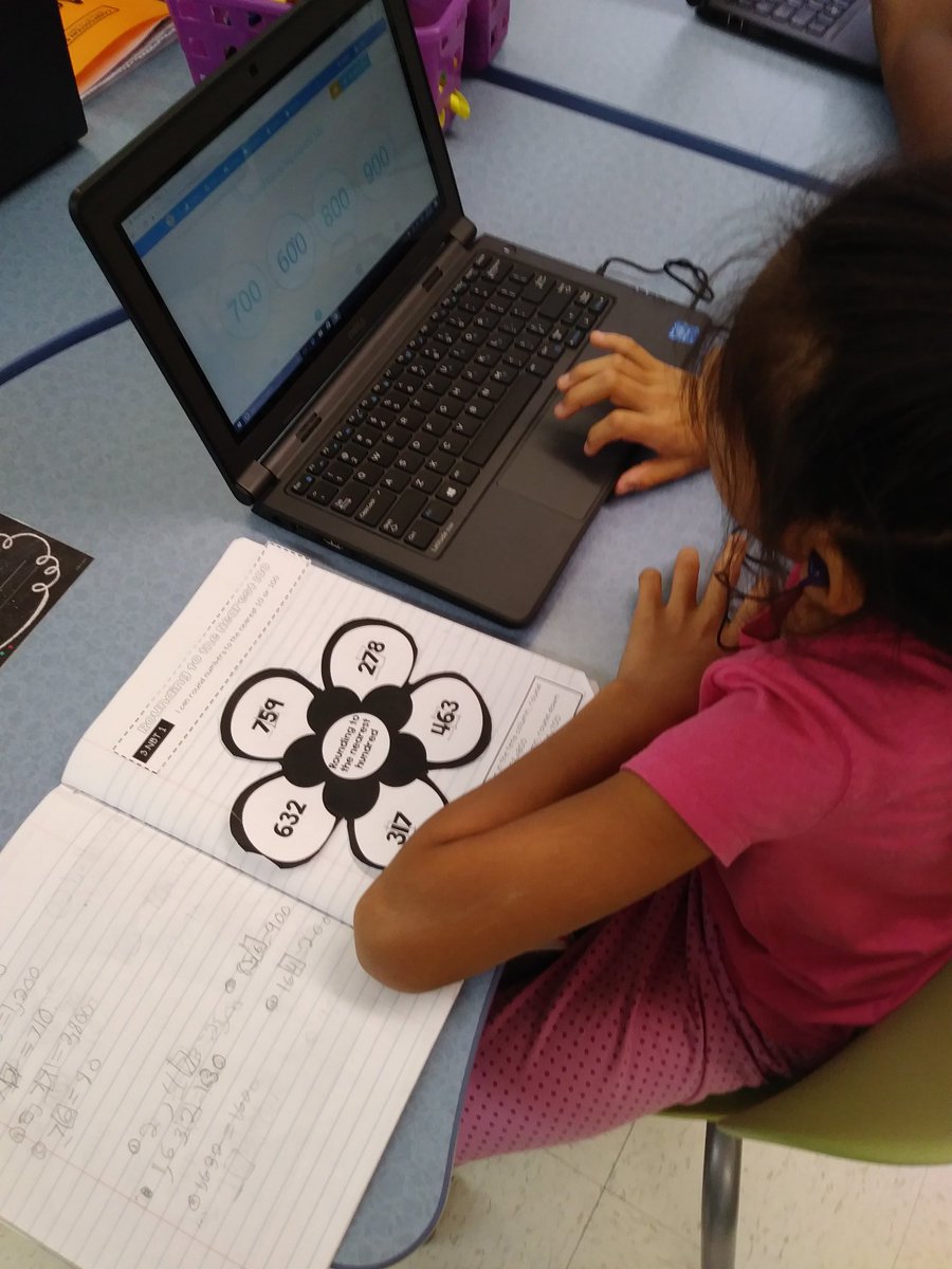 JanareauMurray's tweet photo. We were soooo excited to be learning AND using our laptops today! #3rdgradeRocks #RM306 @PSERoadrunners https://t.co/1Yk9VxQHPT