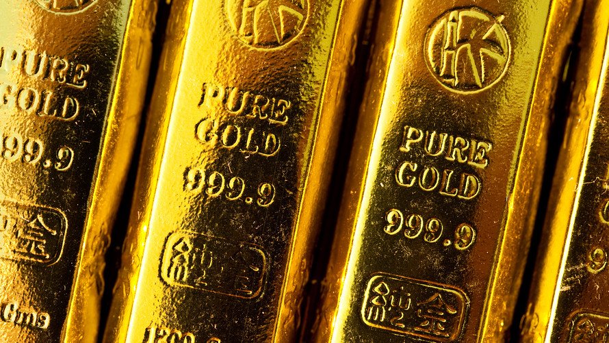JamesGRickards's tweet photo. Ray Dalio, manager of world's largest hedge fund ($160 billion), says, "buy gold." I hear you, Ray. https://t.co/vXsDLQUNk0 https://t.co/VgZ1BV8Oev